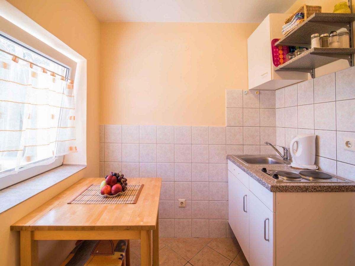 Apartment In Vrbnik/Insel Krk 13614 מראה חיצוני תמונה